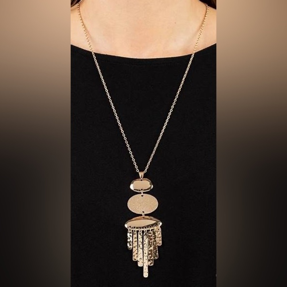 Paparazzi Gold Geometric Necklace